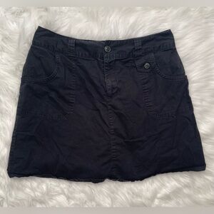 Women’s White Stag Black Skort